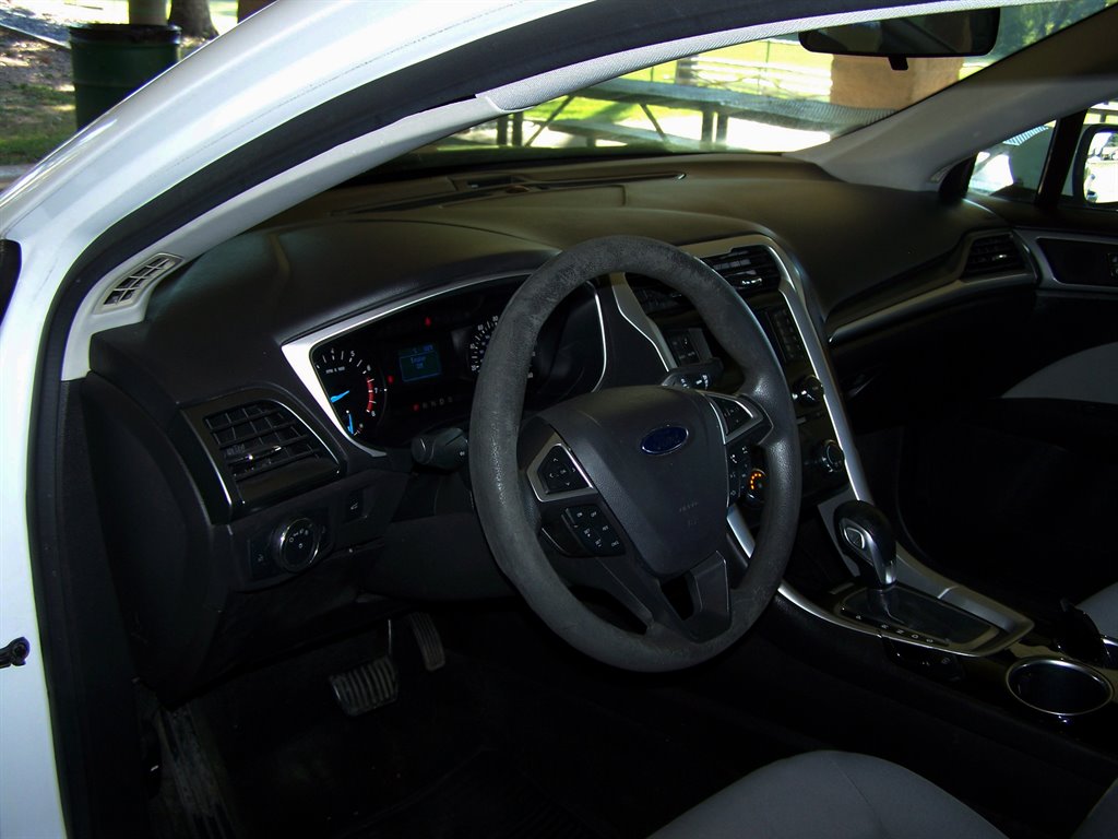 2014 Ford Fusion - $10,990