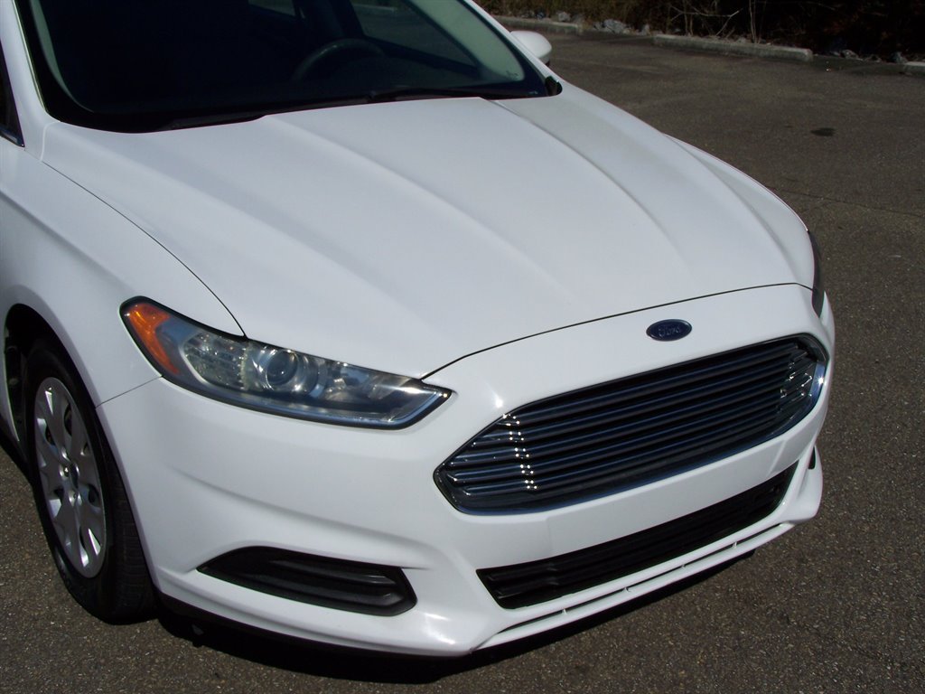 2014 Ford Fusion - $10,990