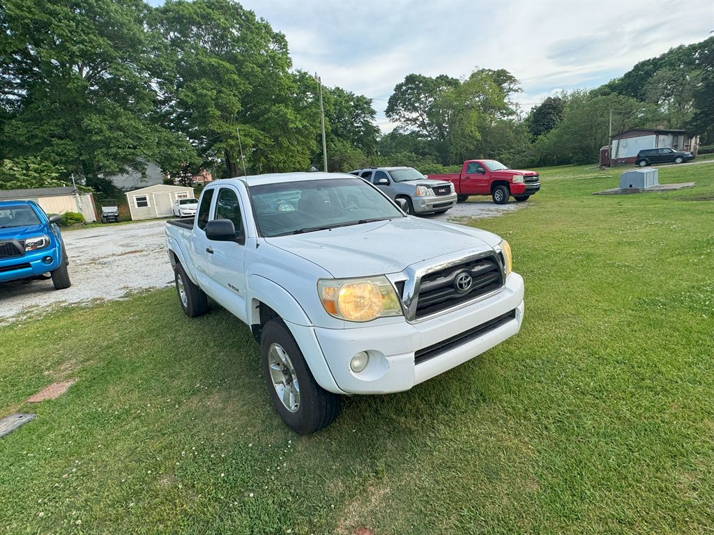 2007 Toyota Tacoma V6 photo