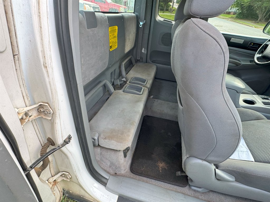 2007 Toyota Tacoma V6 photo