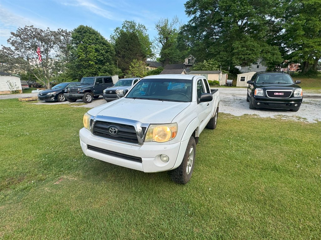 2007 Toyota Tacoma V6 photo