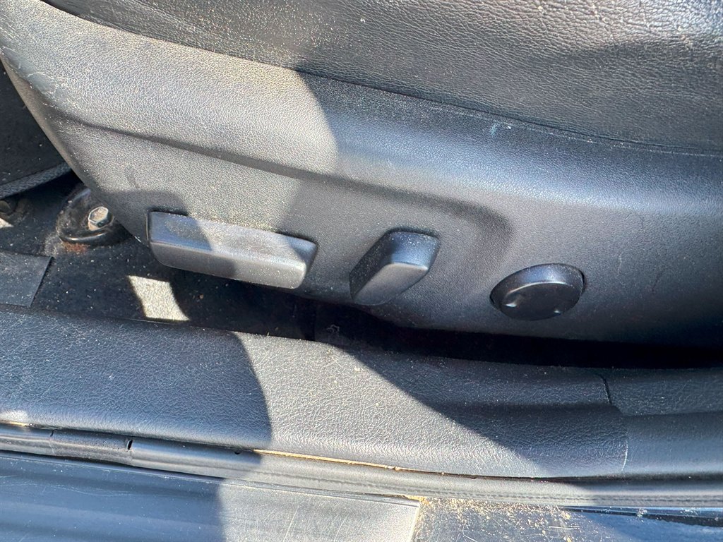 2012 Toyota Camry L photo