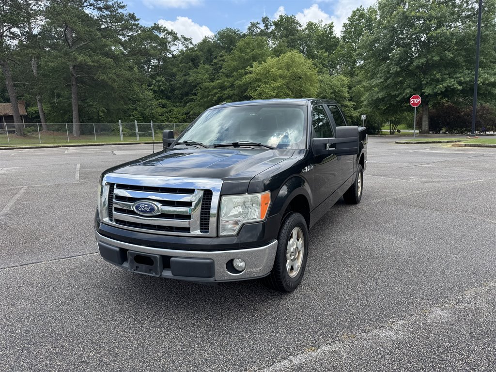 2010 Ford F-150 XLT photo