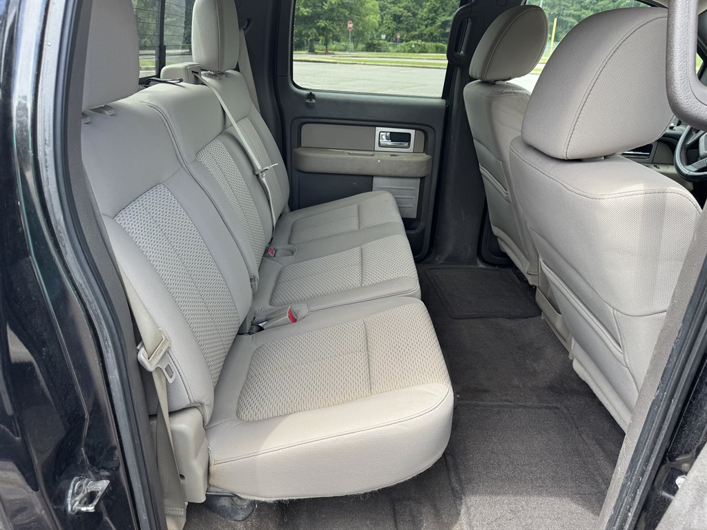 2010 Ford F-150 XLT photo