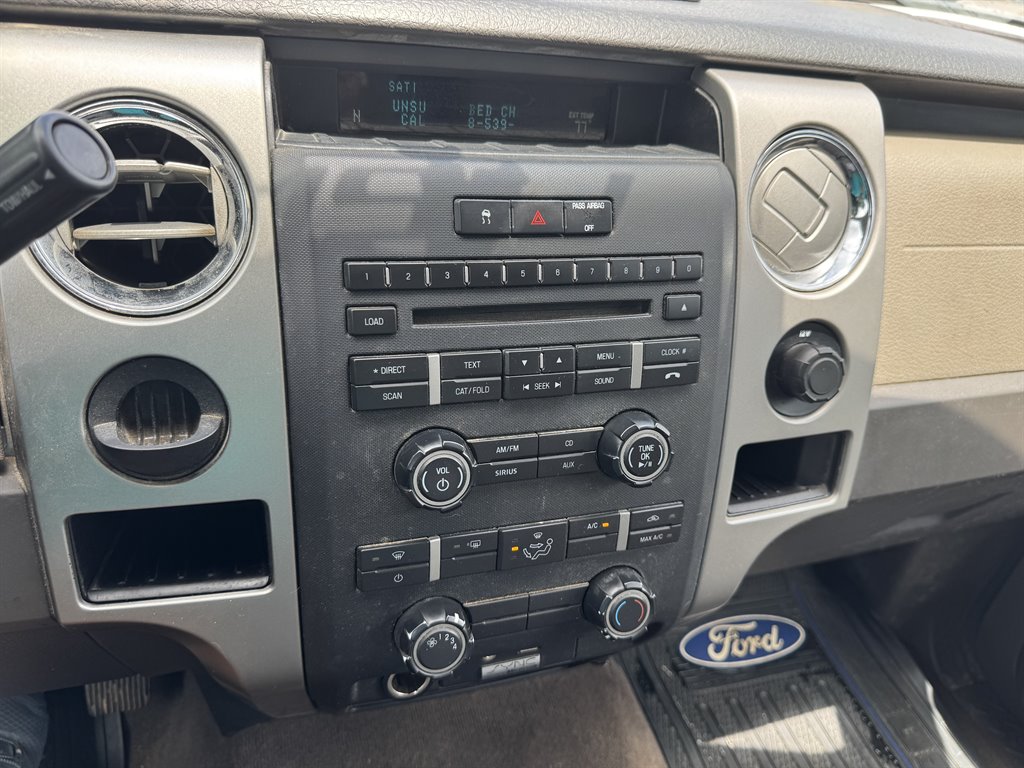 2010 Ford F-150 XLT photo