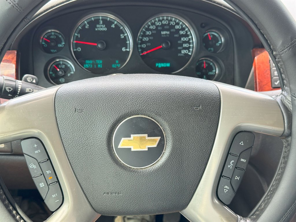 2013 Chevrolet Tahoe LTZ photo