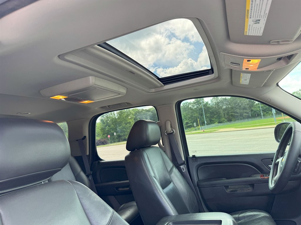 2013 Chevrolet Tahoe LTZ photo