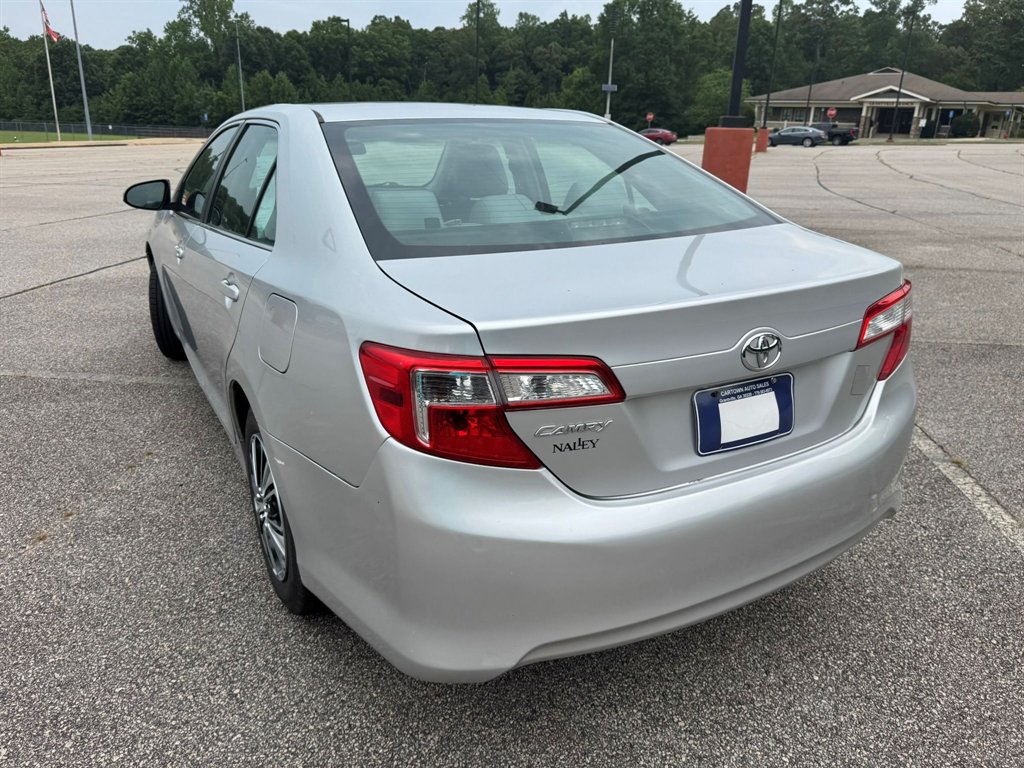 2014 Toyota Camry - $9,900