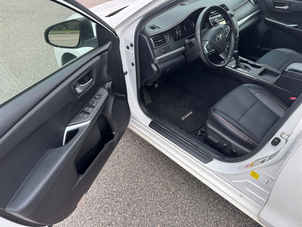 2015 Toyota Camry - $11,500