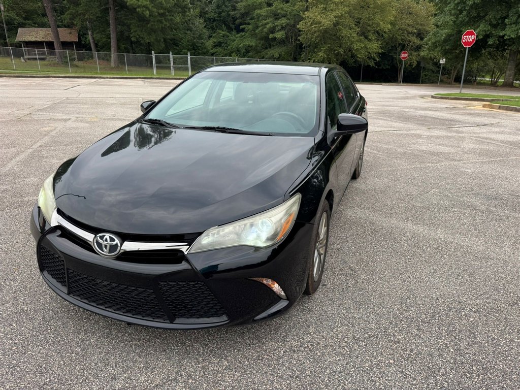 2017 Toyota Camry - $11,900