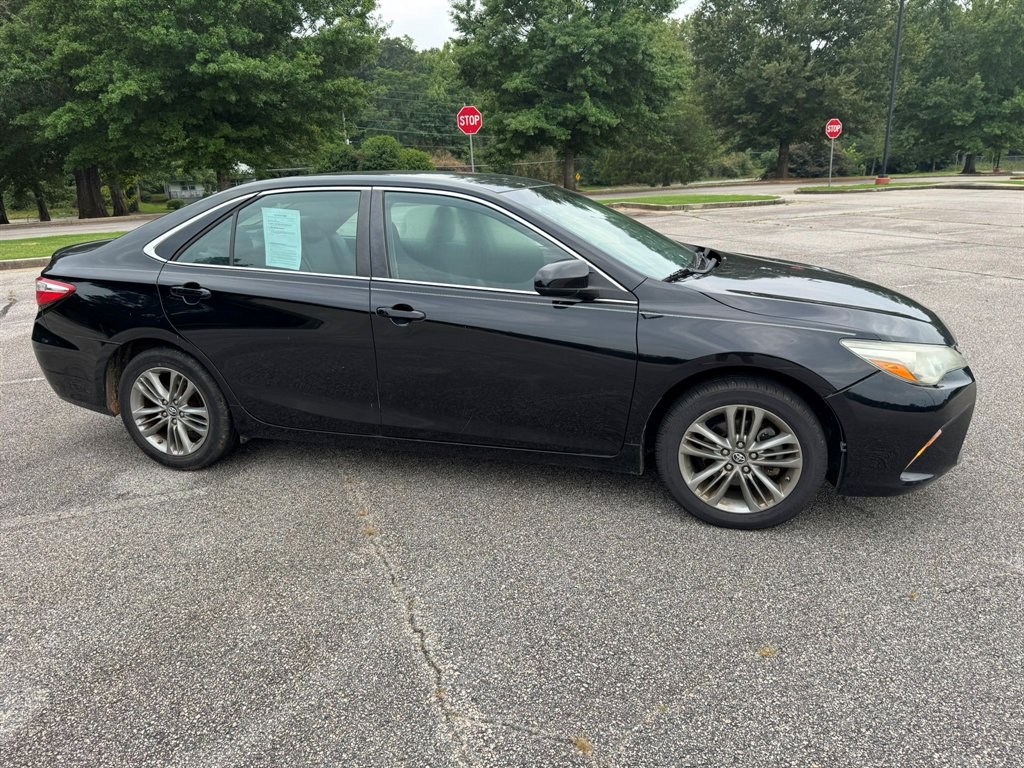 2017 Toyota Camry - $11,900