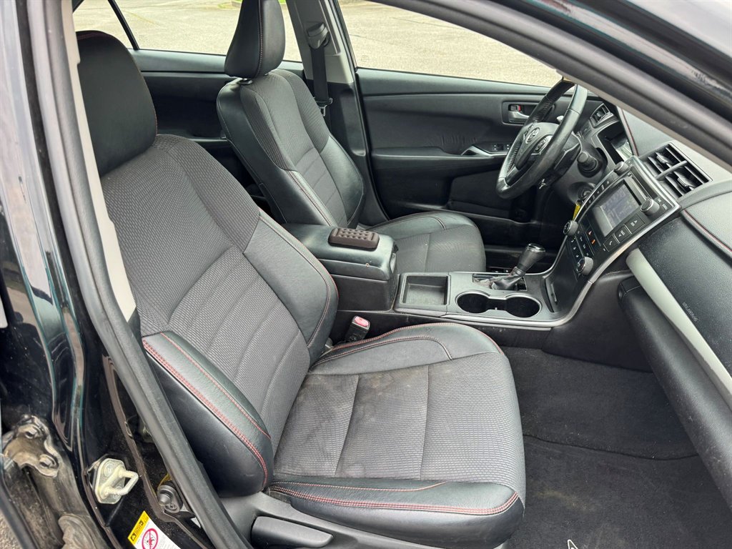 2017 Toyota Camry - $11,900