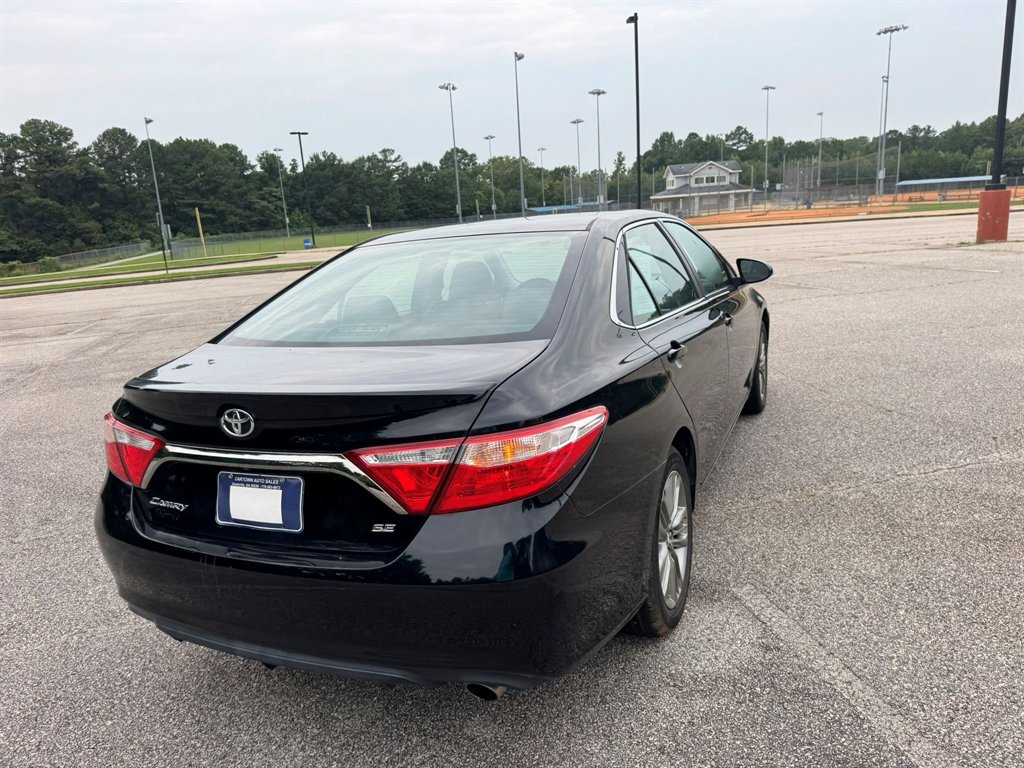 2017 Toyota Camry - $11,900
