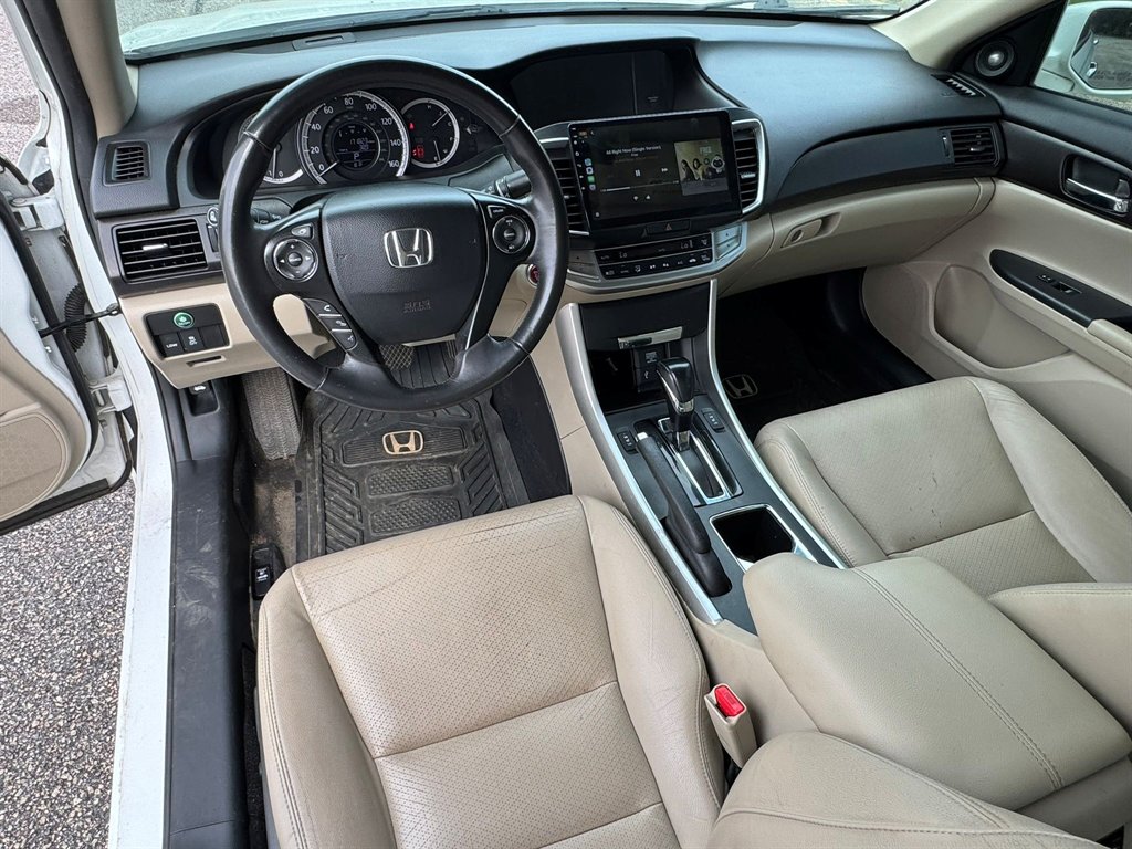 2015 Honda Accord - $9,900