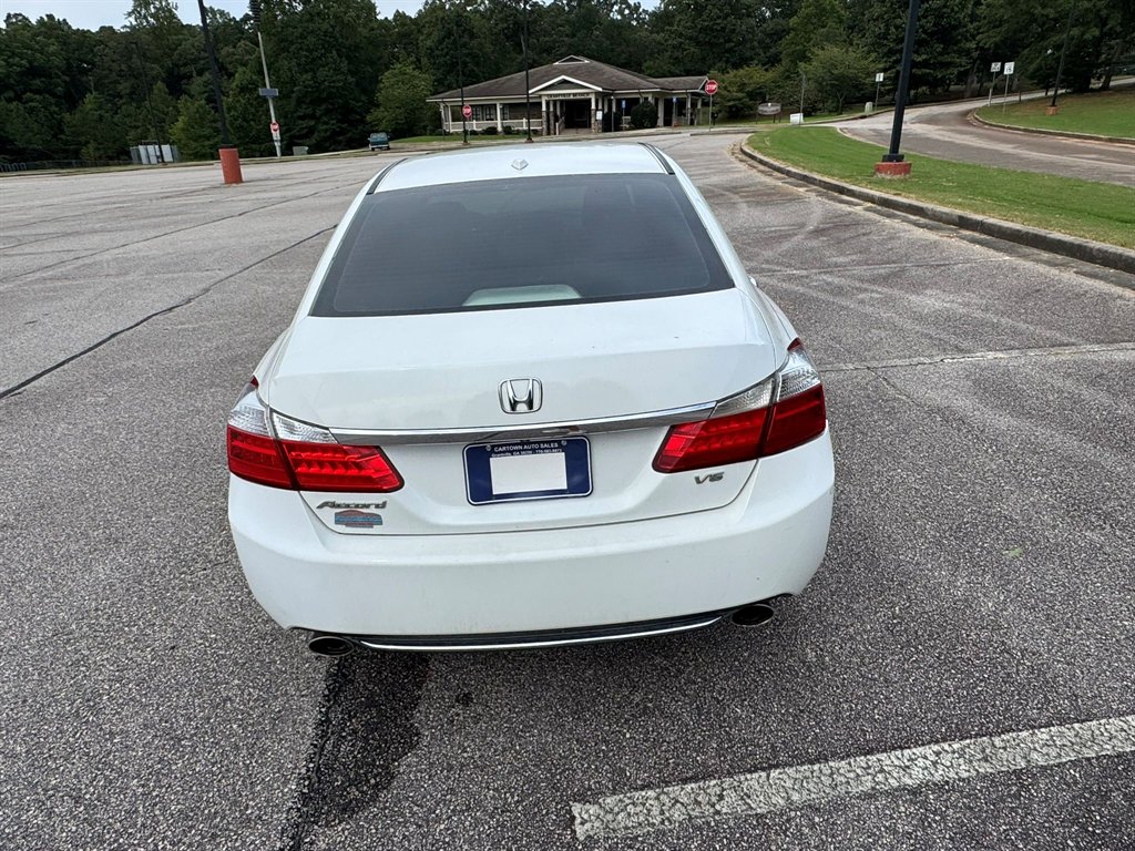 2015 Honda Accord - $9,900