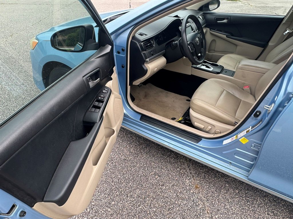 2012 Toyota Camry - $10,900