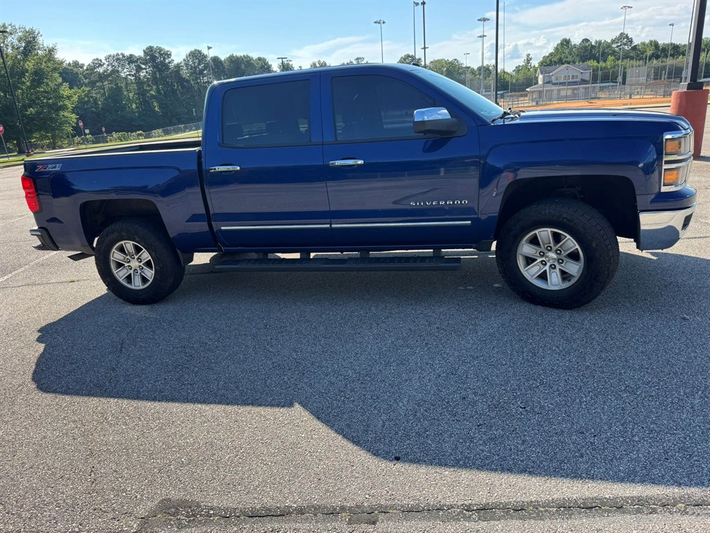 2014 Chevrolet Silverado - $9,500