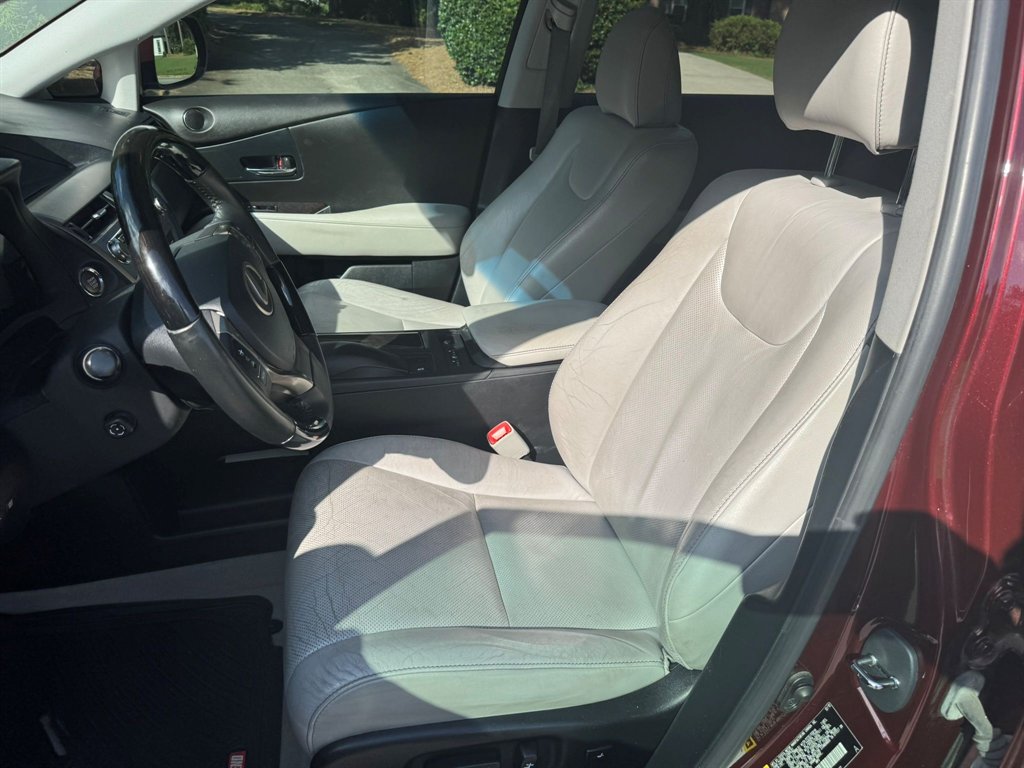 2013 Lexus RX - $11,500