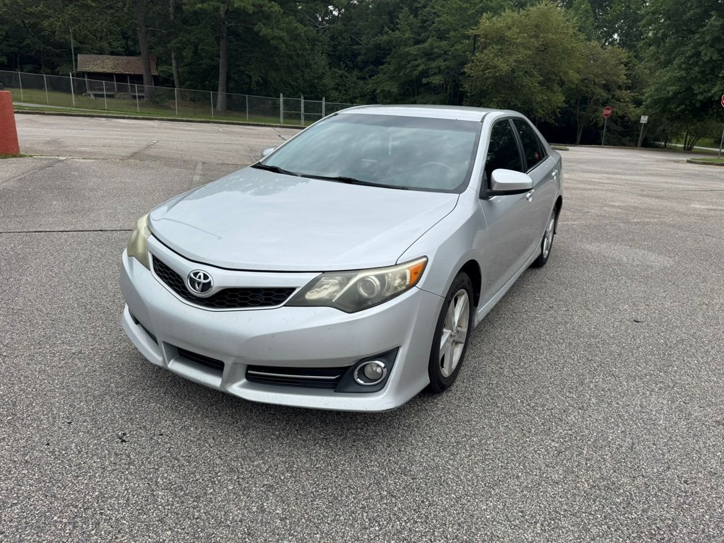 2014 Toyota Camry - $11,500