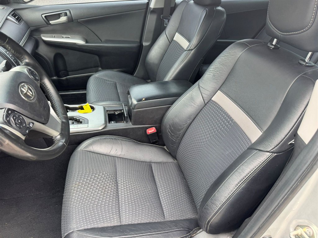2014 Toyota Camry - $11,500