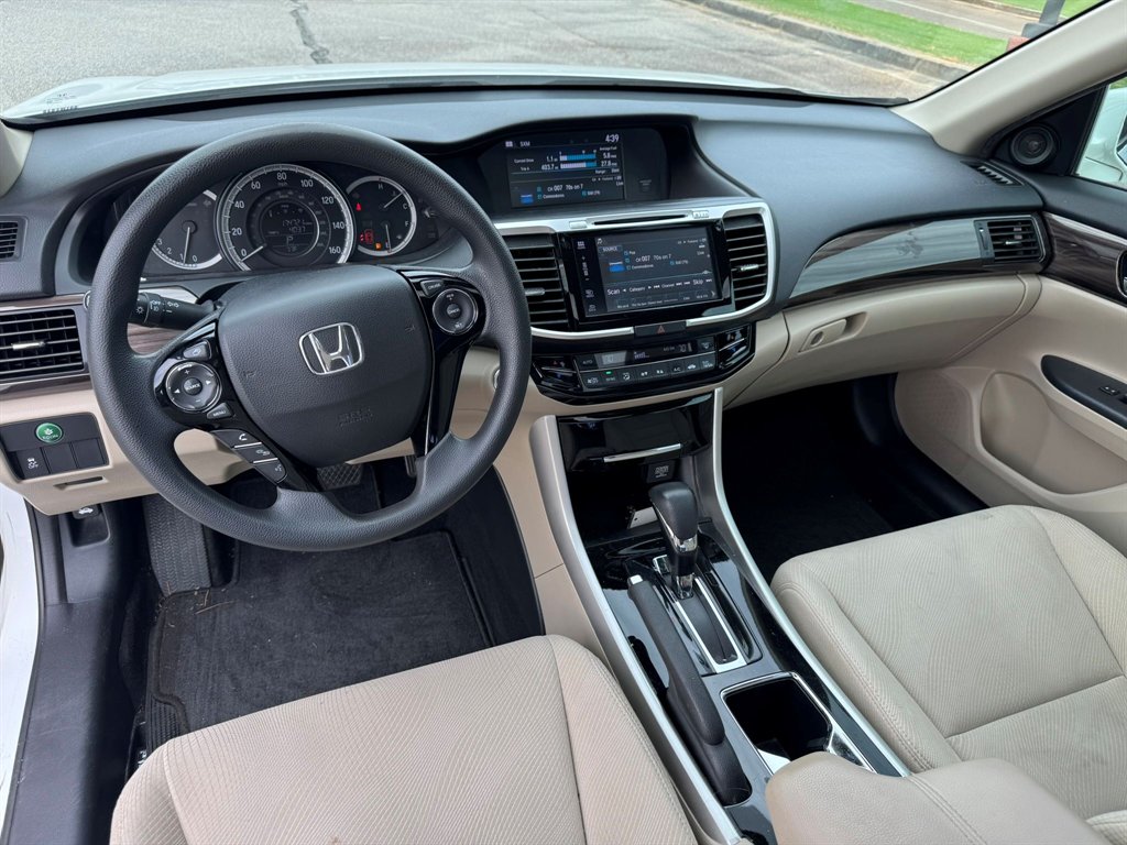 2016 Honda Accord - $11,900