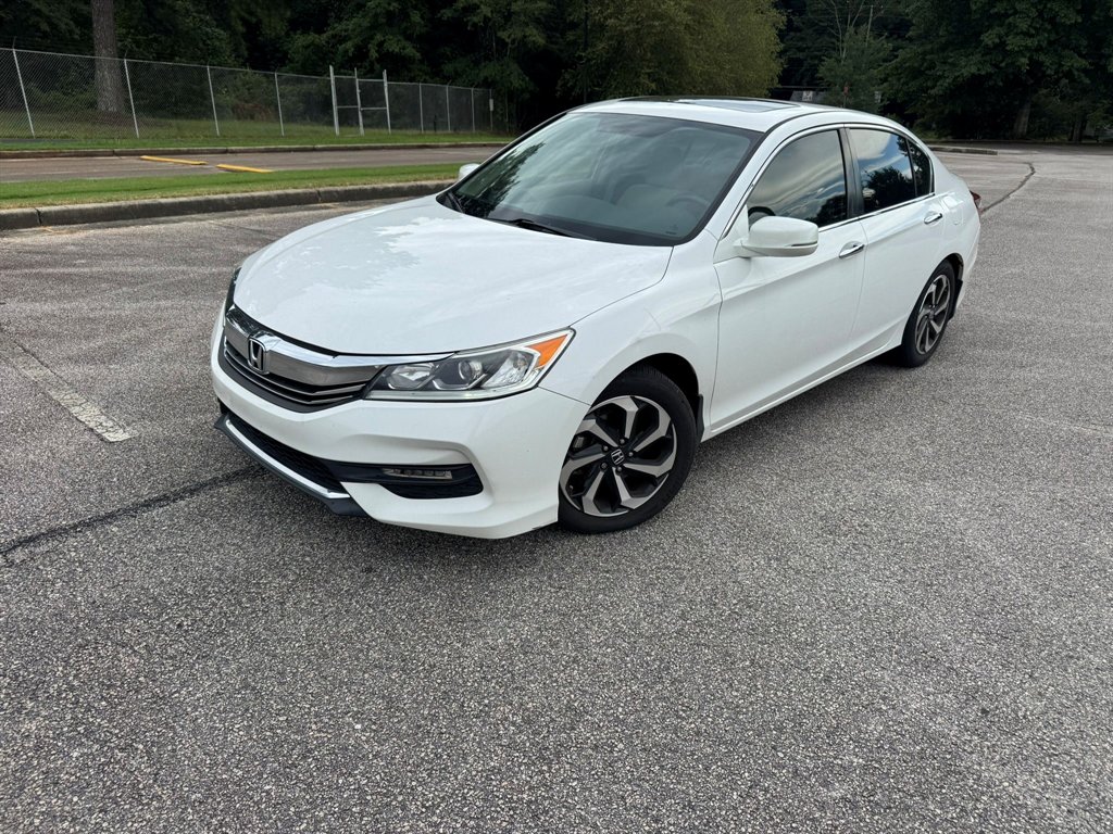 2016 Honda Accord - $11,900