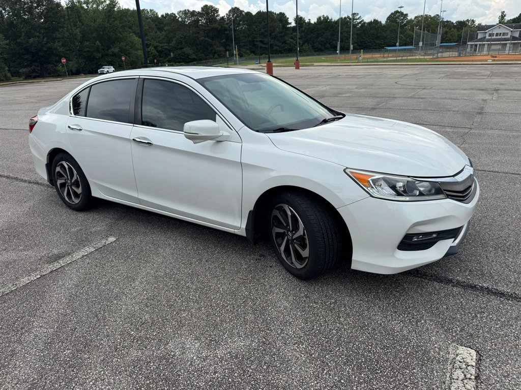 2016 Honda Accord - $11,900