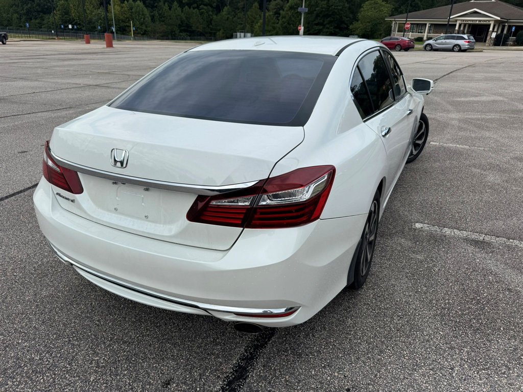 2016 Honda Accord - $11,900