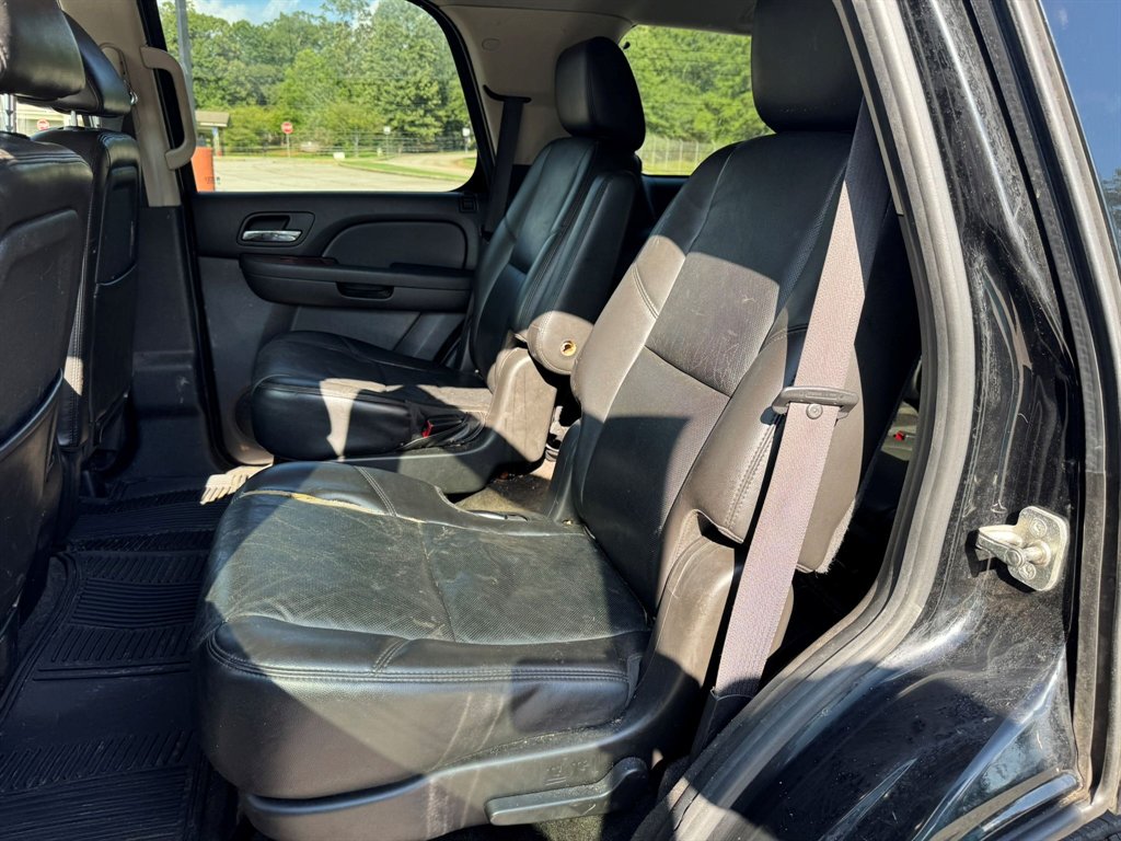 2011 Chevrolet Tahoe - $10,500