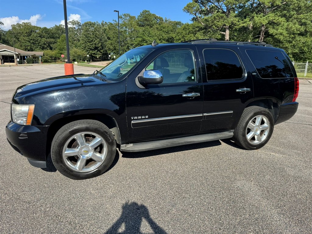 2011 Chevrolet Tahoe - $10,500