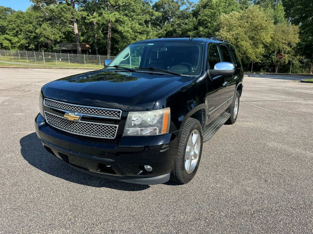 2011 Chevrolet Tahoe - $10,500