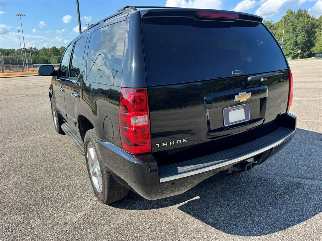 2011 Chevrolet Tahoe - $10,500