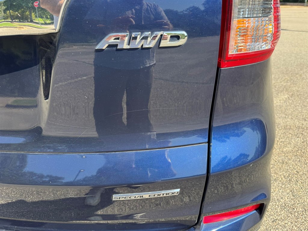 2016 Honda CR-V - $11,900