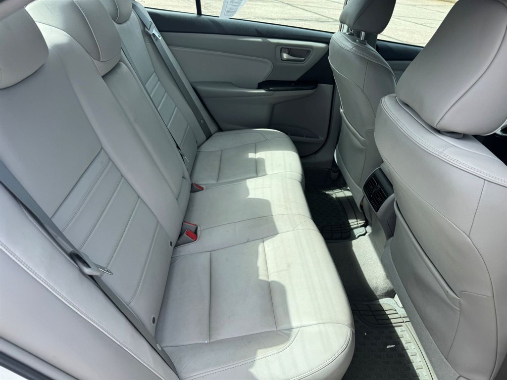 2016 Toyota Camry - $11,900