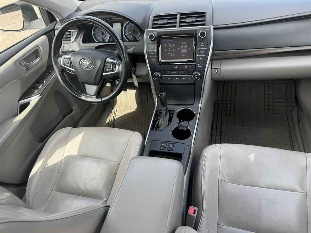 2016 Toyota Camry - $11,900