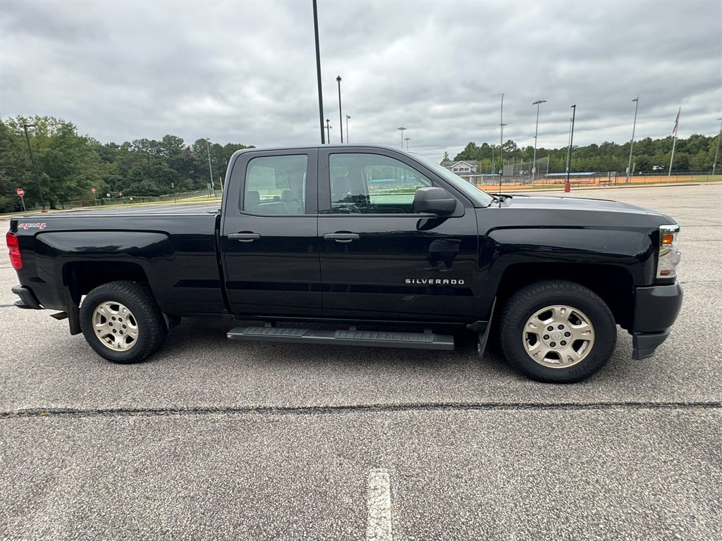 2016 Chevrolet Silverado - $15,500