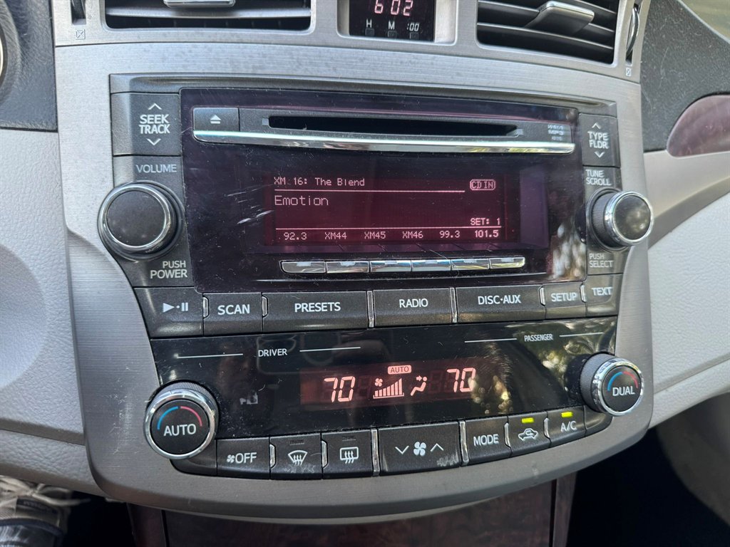 2011 Toyota Avalon - $8,500
