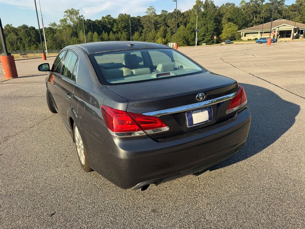 2011 Toyota Avalon - $8,500