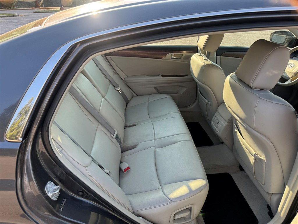 2011 Toyota Avalon - $8,500