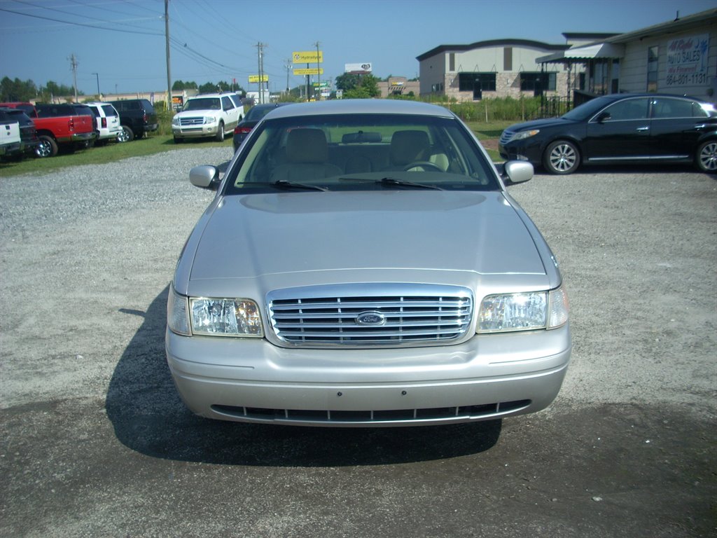 2011 Ford Crown Victoria LX