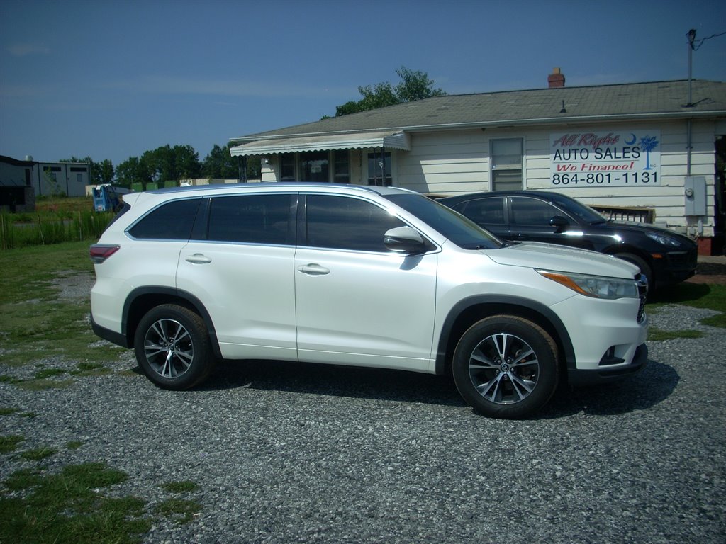 2016 Toyota Highlander
