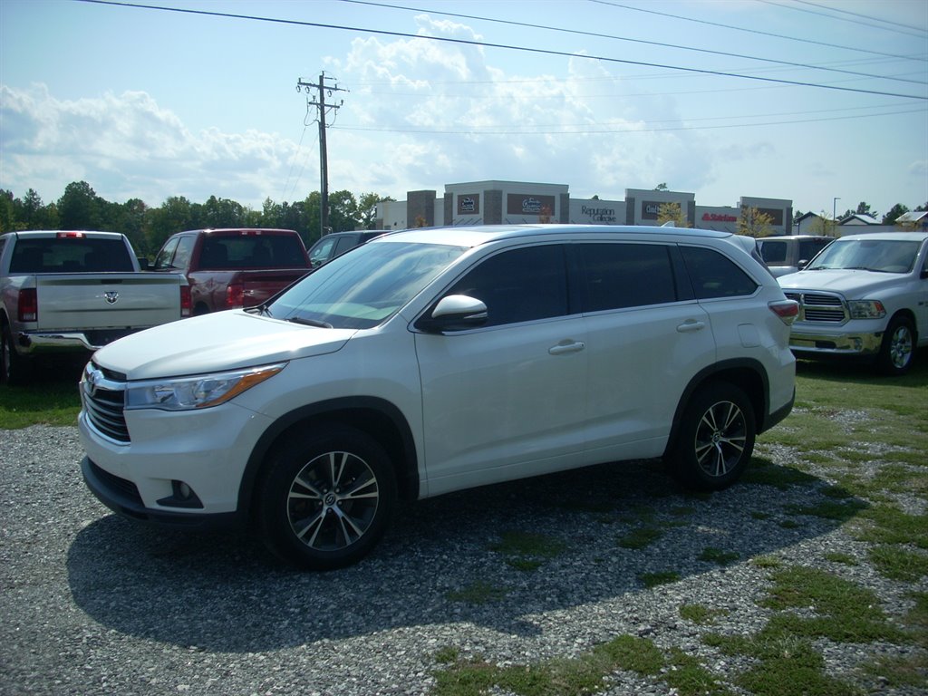 2016 Toyota Highlander