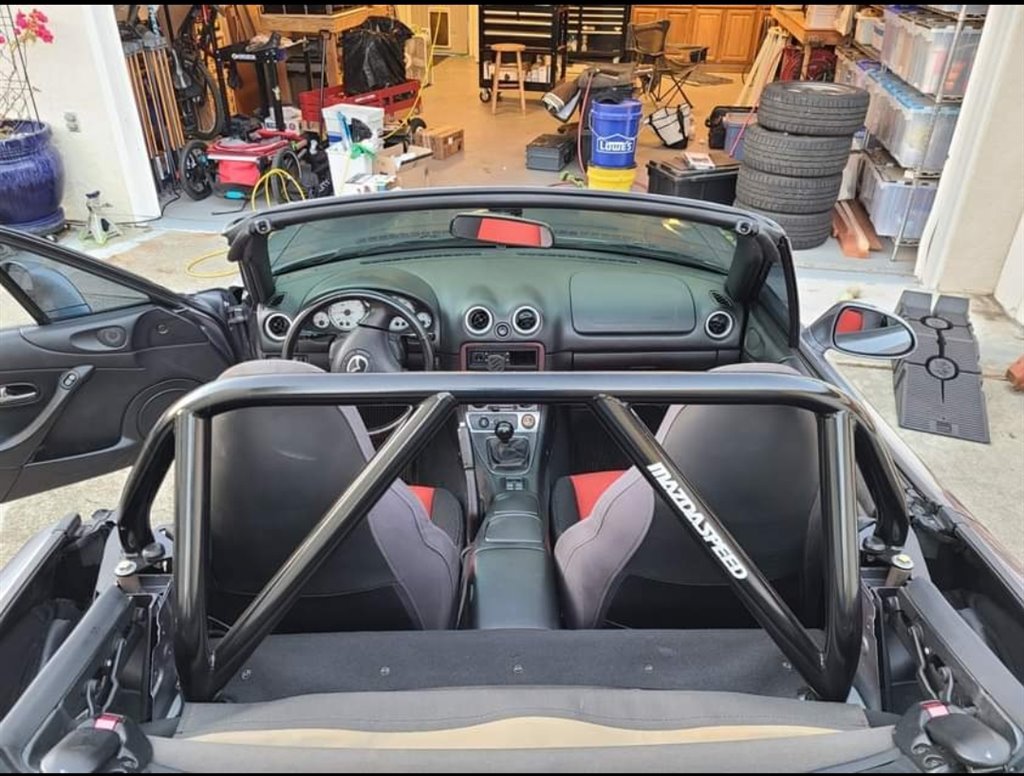 2004 MAZDA MX-5