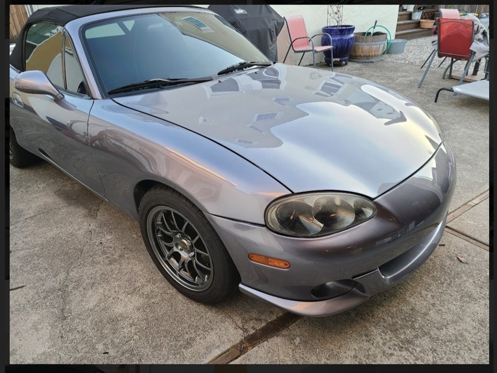 2004 MAZDA MX-5