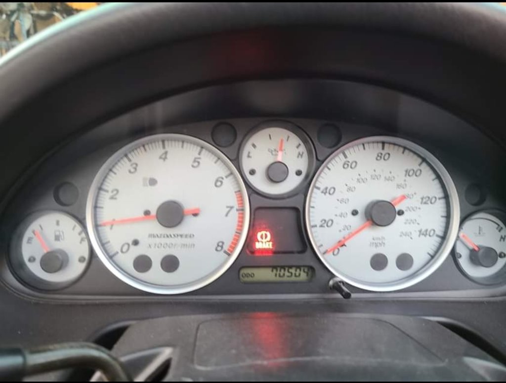 2004 MAZDA MX-5