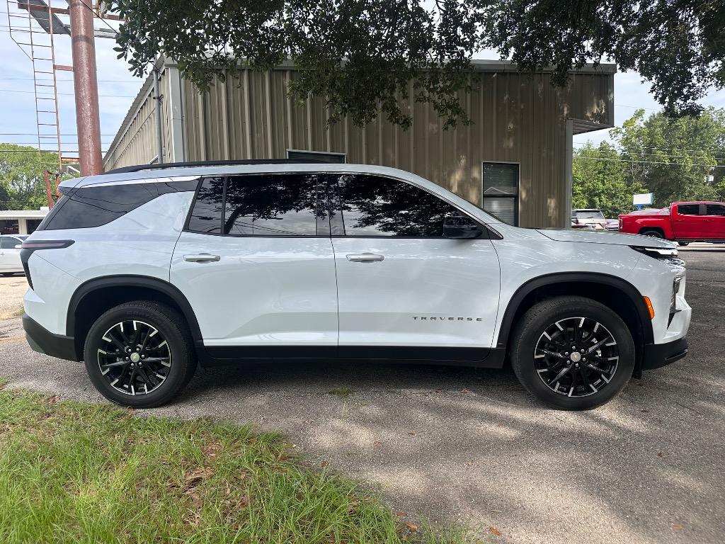 2026 Chevrolet Traverse - $44,500