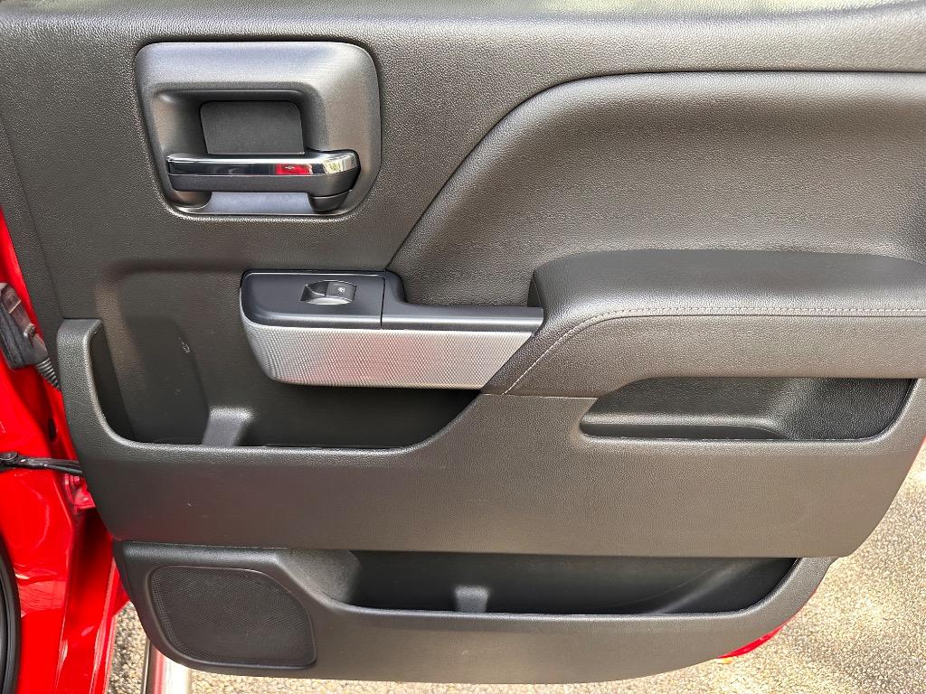 2017 Chevrolet Silverado - $26,900