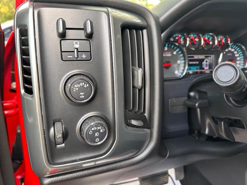 2017 Chevrolet Silverado - $26,900