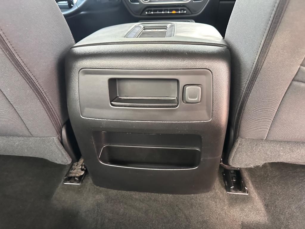 2017 Chevrolet Silverado - $26,900