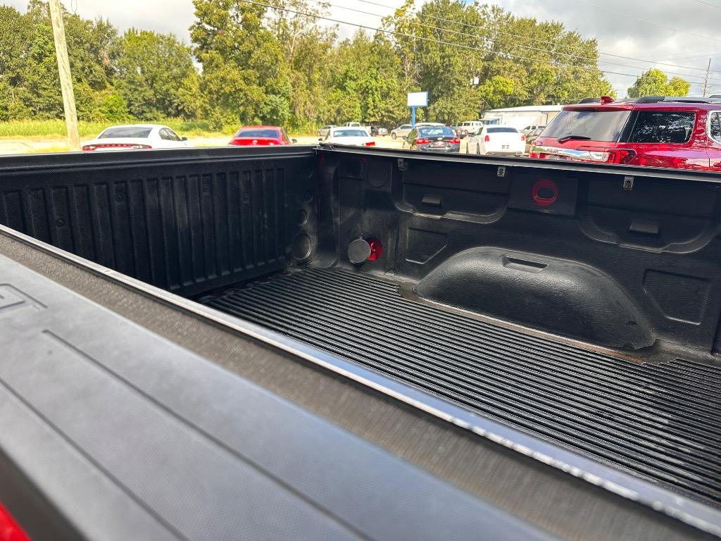2017 Chevrolet Silverado - $26,900